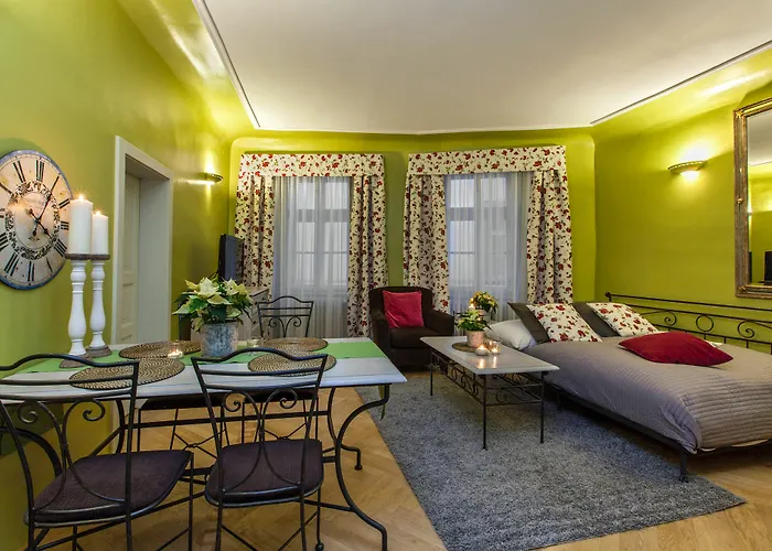 Black Star Hotel